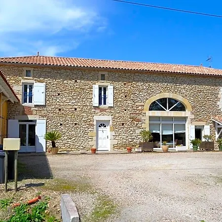 Bed & Breakfast Les De Carreau *