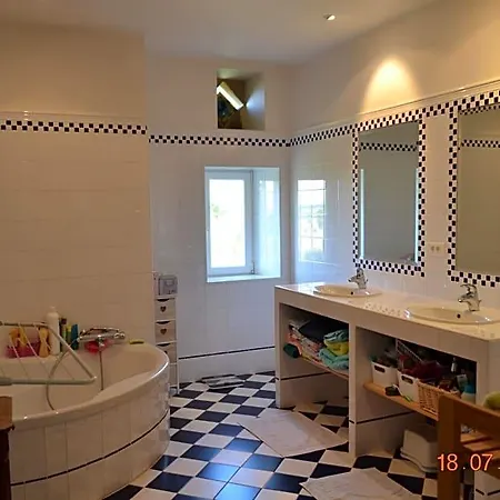 Bed & Breakfast Les De Carreau *