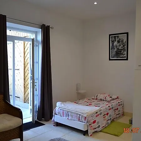 Bed & Breakfast Les De Carreau